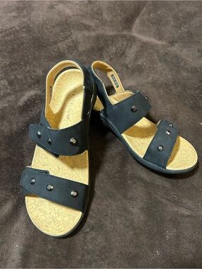 REVITALIGN Black Stud Accent Double-Strap Slide Sandals
